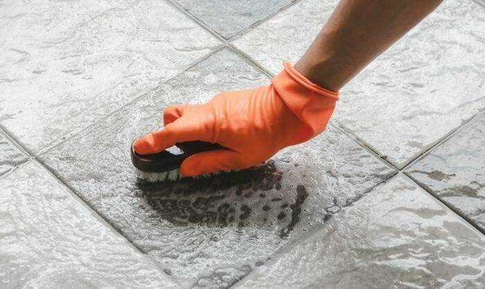 Como Quitar El Cemento Pegado Del Piso Casero