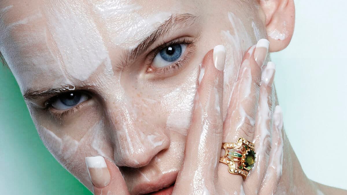 Descubre cómo exfoliar la piel de forma efectiva
